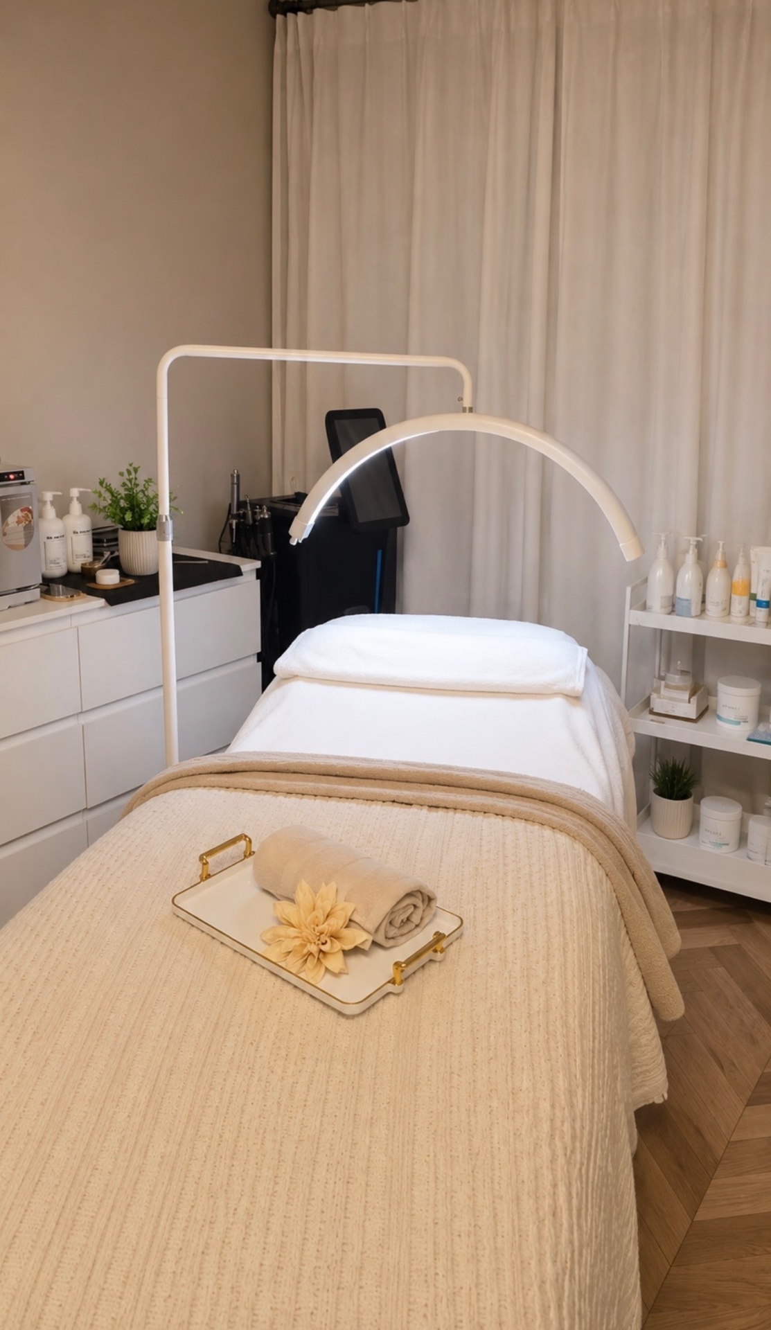 Calm treatment room at Alura Skin Studio in Edmondson Park